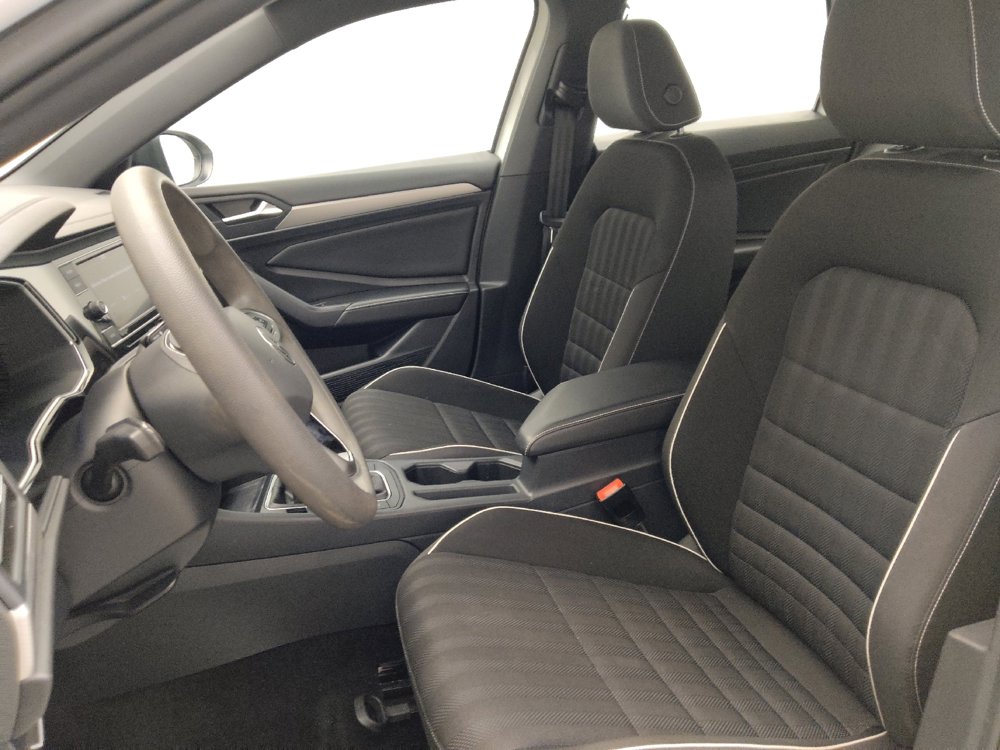 Used 2022 Volkswagen Jetta Sport image 17