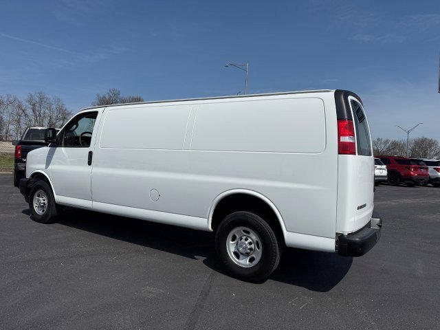 Used 2020 Chevrolet Express 2500 Extended w/ Driver Convenience Package image 5