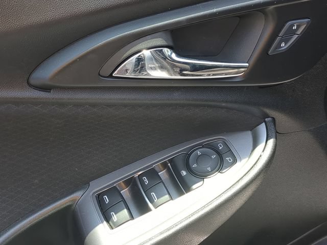 Used 2024 Chevrolet Malibu LT FWD image 13