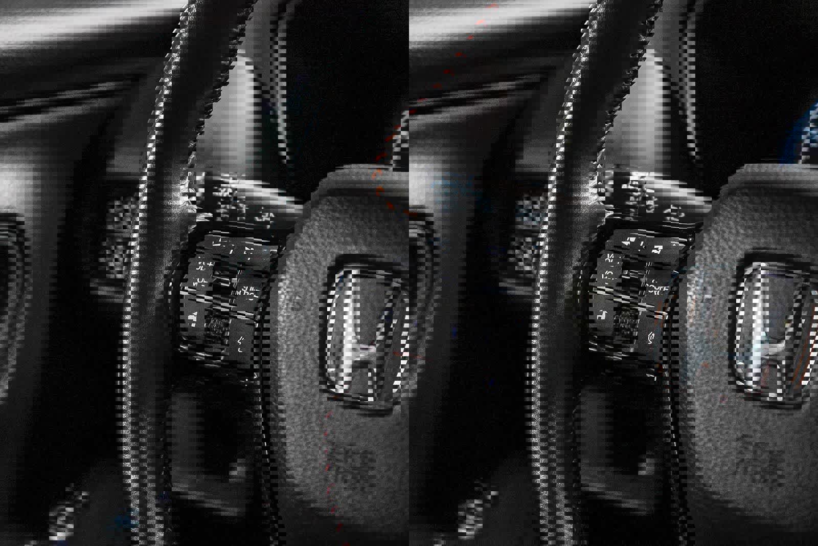 Used 2024 Honda HR-V Sport image 16