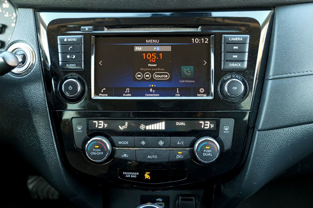 Used 2020 Nissan Rogue SV image 44