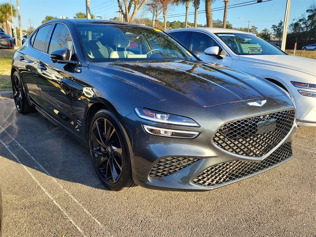 Used 2022 Genesis G70 3.3T image 3