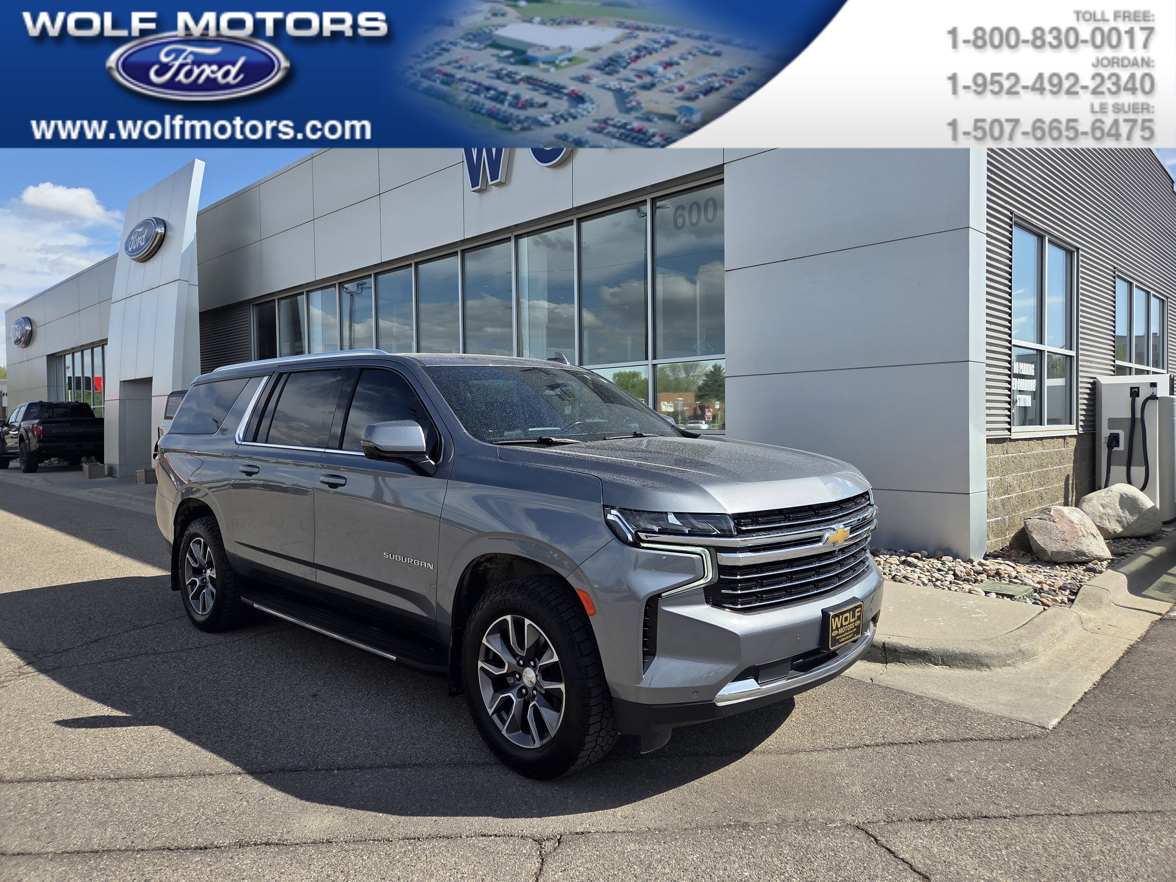 Used 2022 Chevrolet Suburban LT w/ Luxury Package