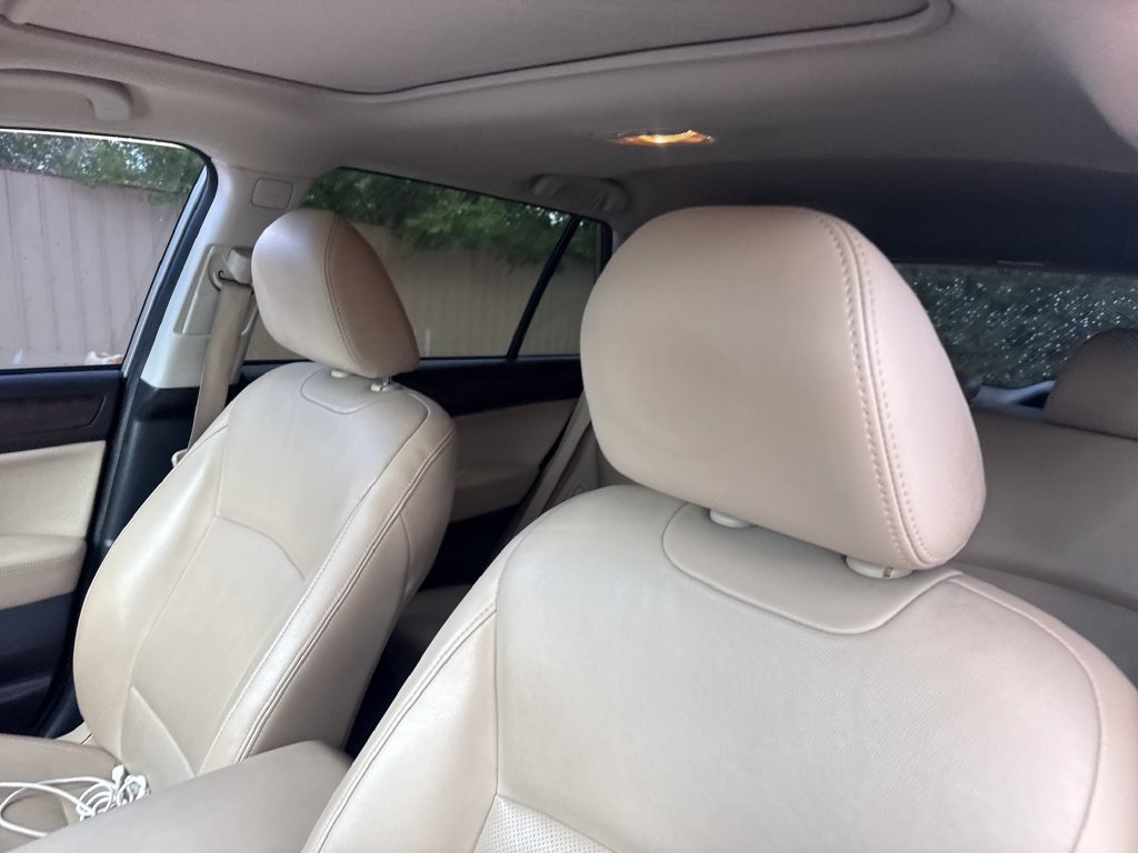 Used 2016 Subaru Outback 2.5i Limited AWD/4WD image 13