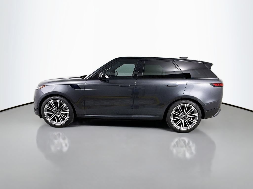 Used 2024 Land Rover Range Rover Sport SE AWD/4WD image 8