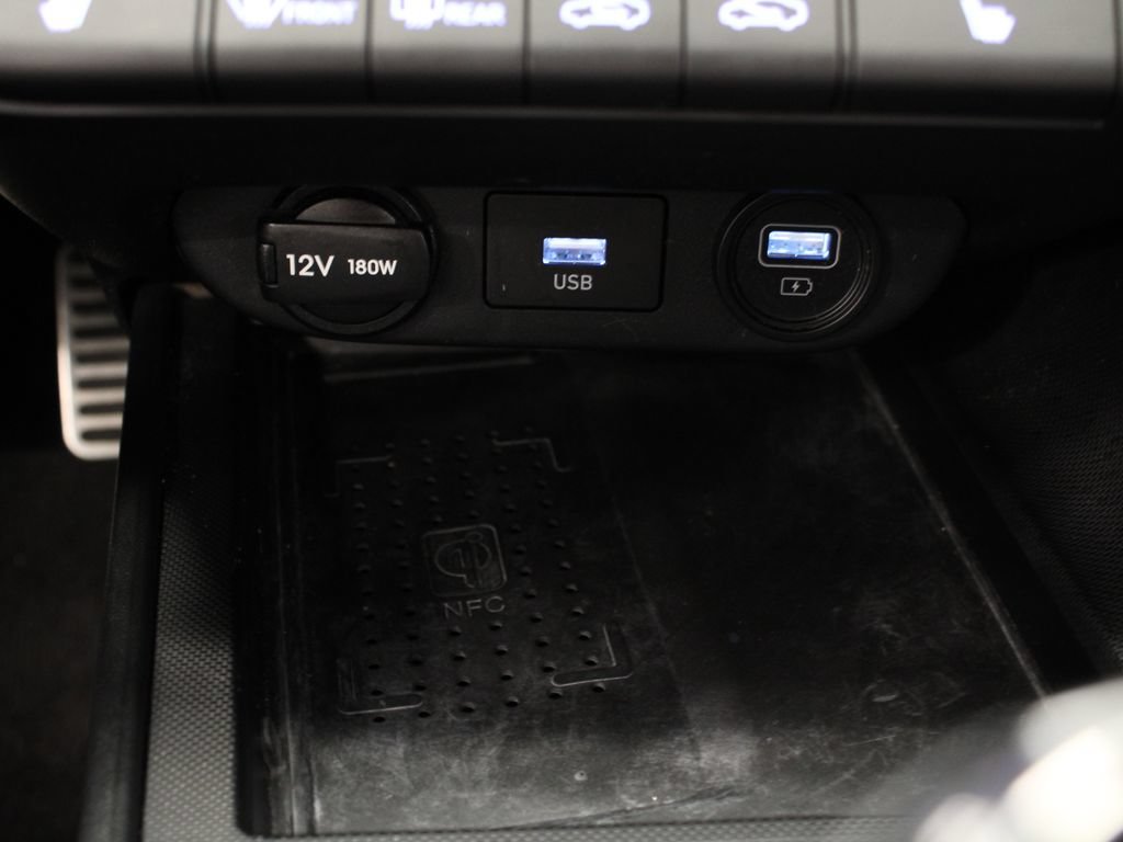Used 2022 Hyundai Elantra N FWD image 24