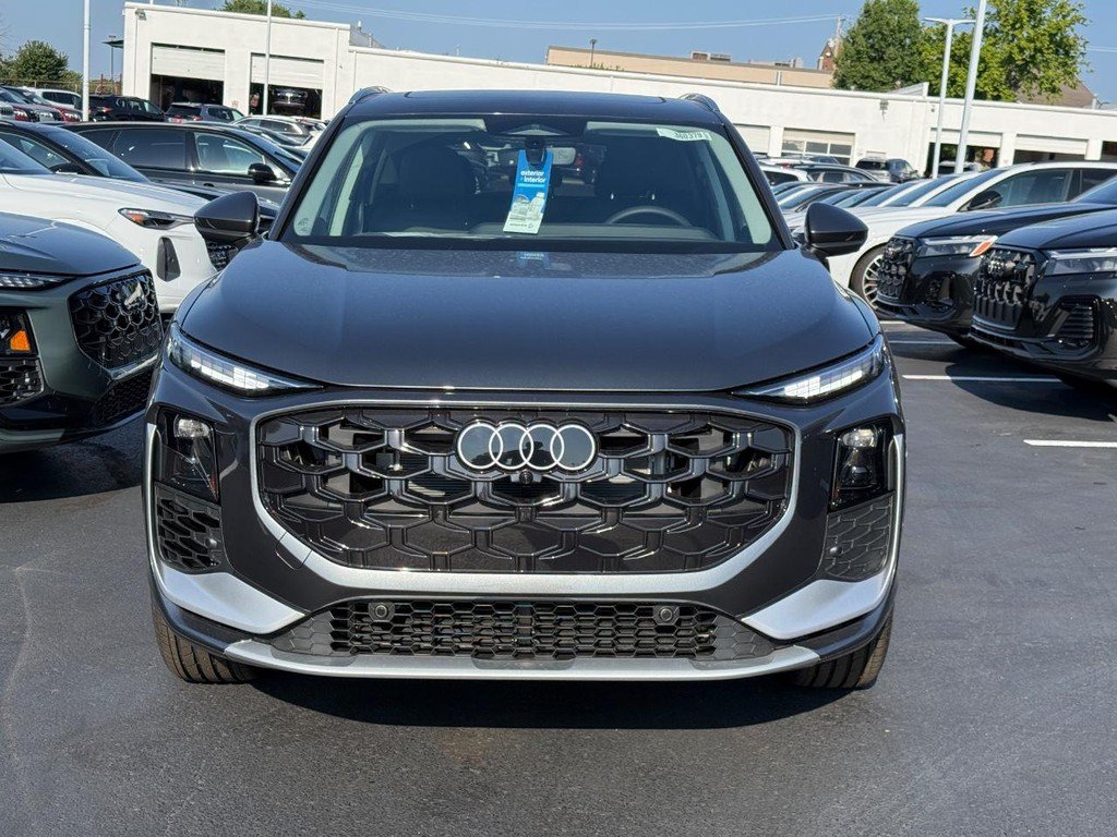 New 2026 Audi Q3 quattro 2.0T AWD/4WD image 5