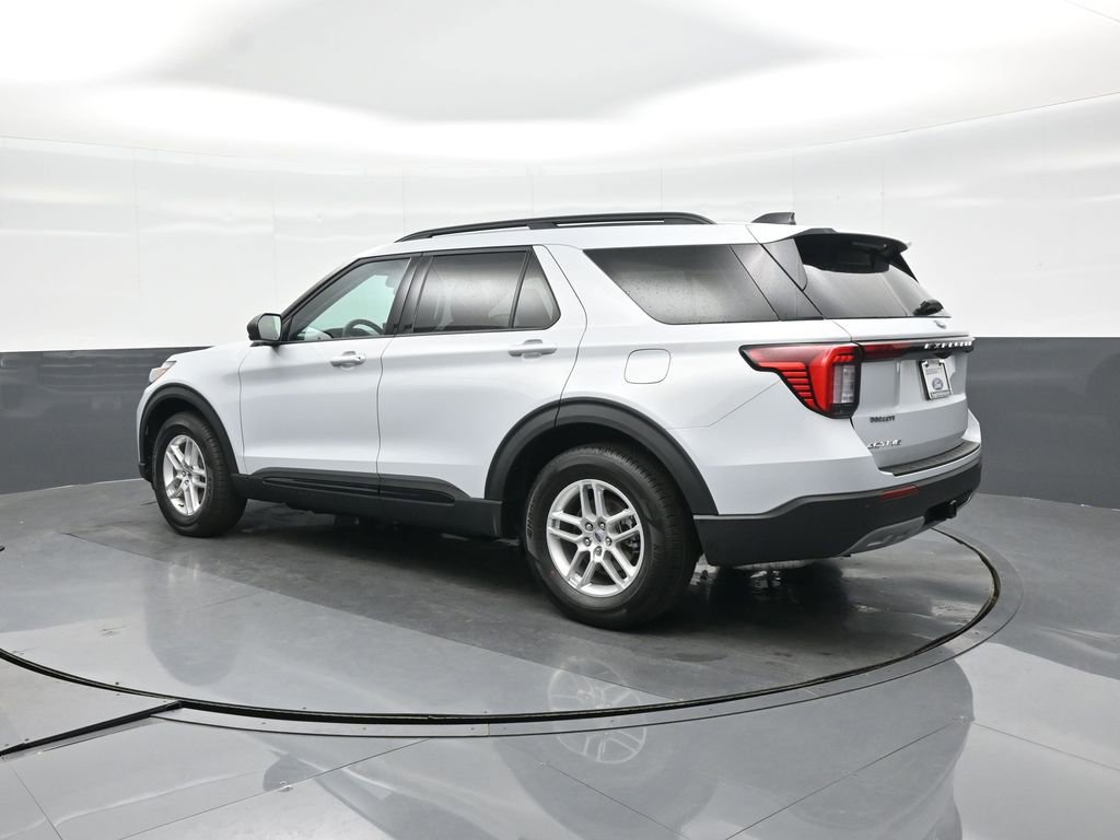 New 2026 Ford Explorer Active w/ Active Comfort Package image 4
