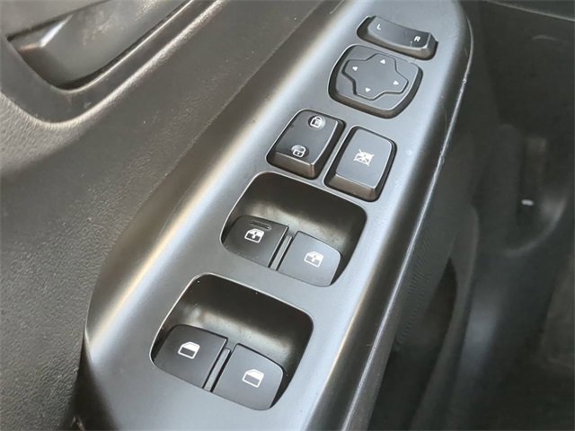 Used 2023 Hyundai Kona SEL image 21