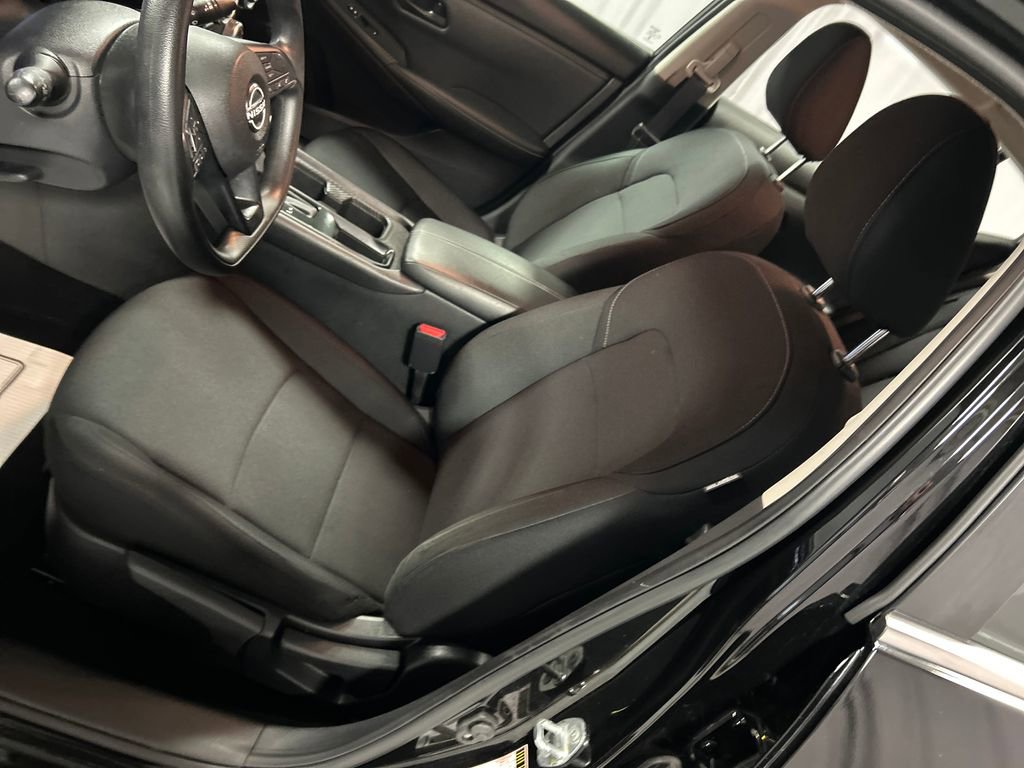 Used 2025 Nissan Sentra S image 10