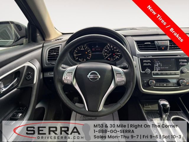 Used 2017 Nissan Altima 2.5 SL FWD image 12
