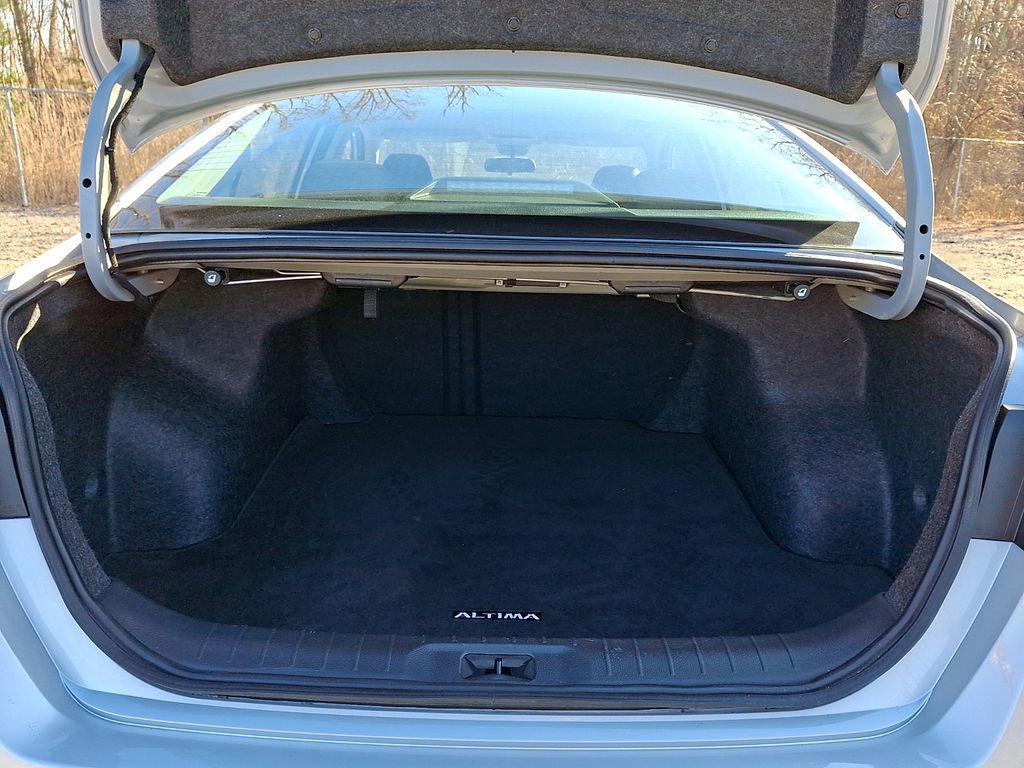Used 2024 Nissan Altima 2.5 S image 27