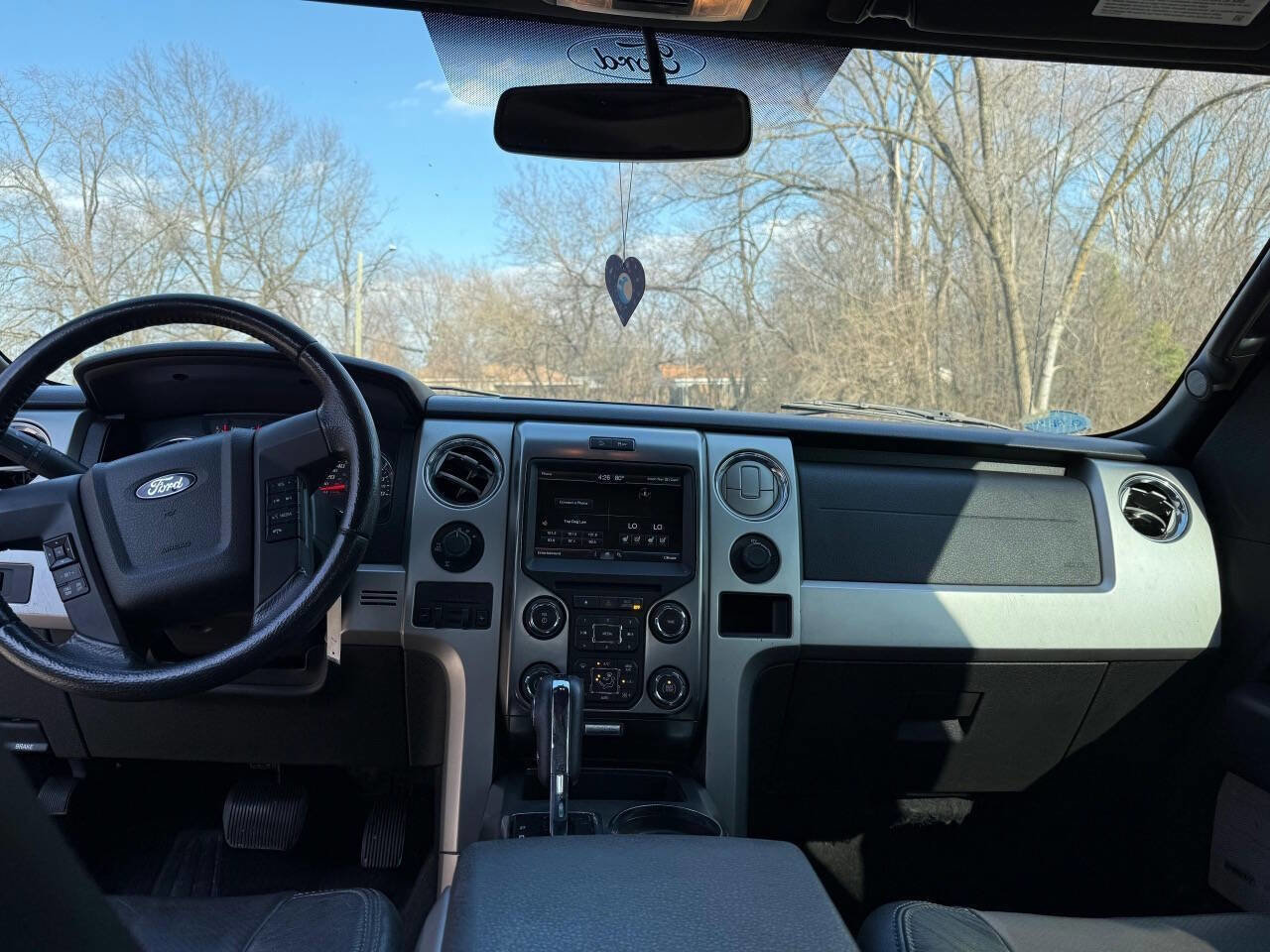 Used 2014 Ford F150 FX4 w/ Equipment Group 402A Luxury image 20