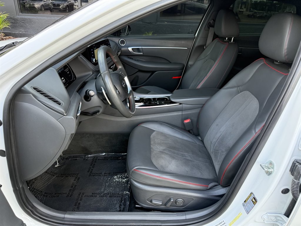 Used 2021 Hyundai Sonata SEL Plus w/ Tech Package FWD image 13