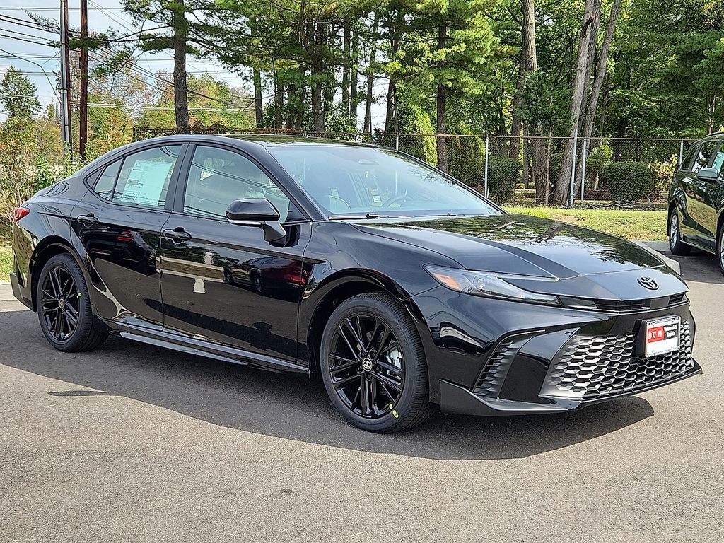 New 2026 Toyota Camry SE image 2