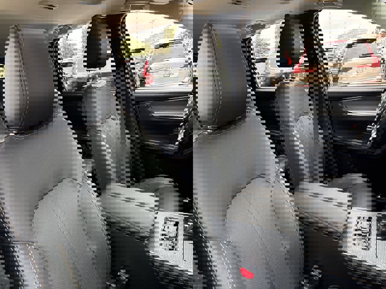 Used 2024 MAZDA CX-90 3.3 Turbo w/ Preferred Plus image 13