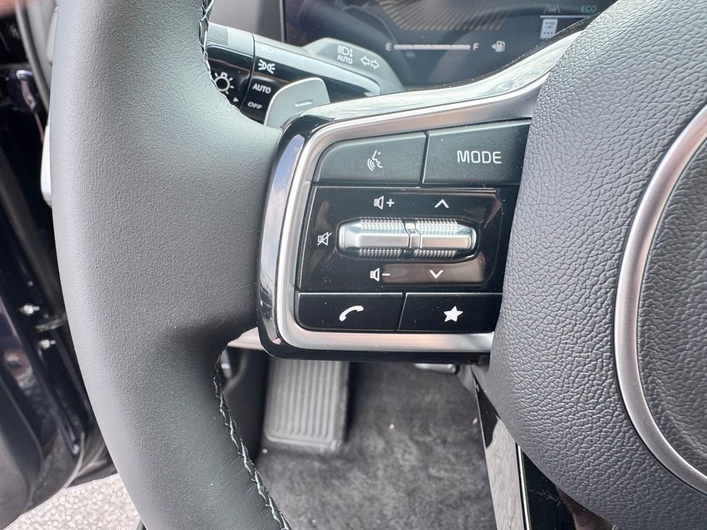 New 2026 Kia Carnival LXS image 15