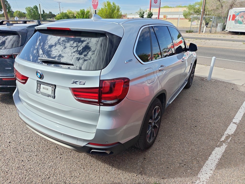Used 2017 BMW X5 xDrive40e AWD/4WD image 5