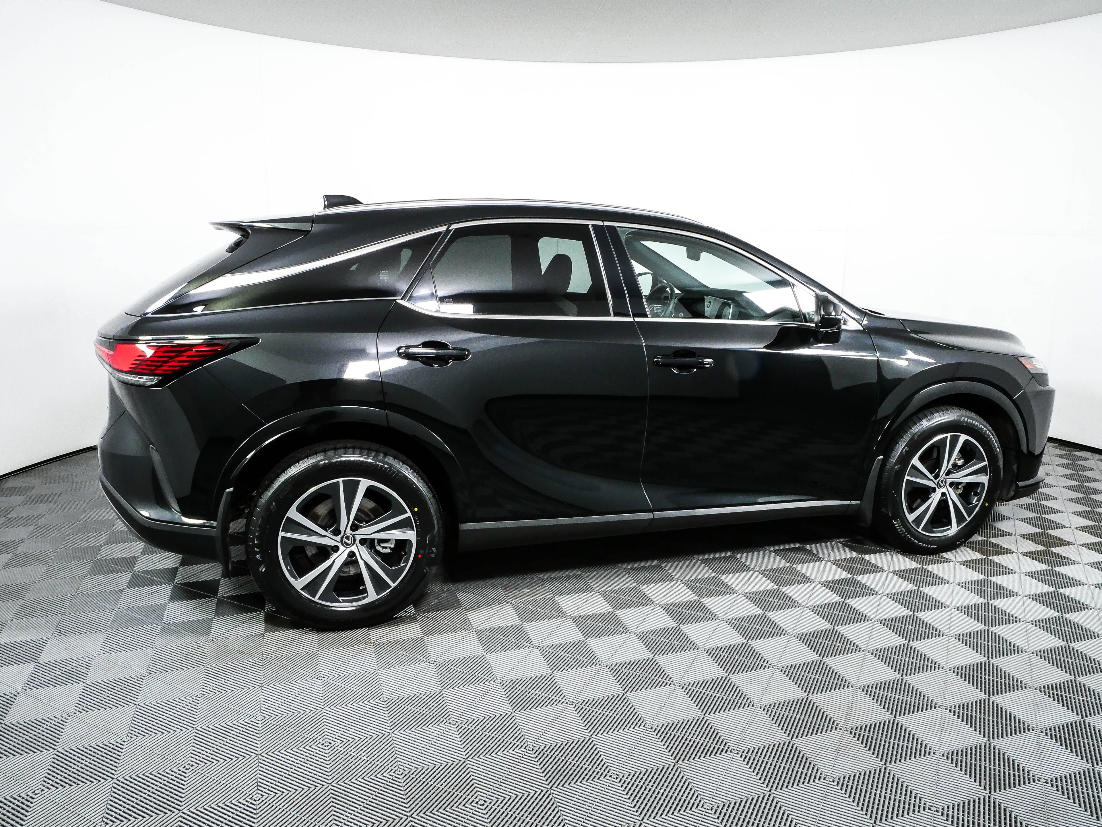Used 2023 Lexus RX 350 Premium w/ Cold Area Package FWD image 27