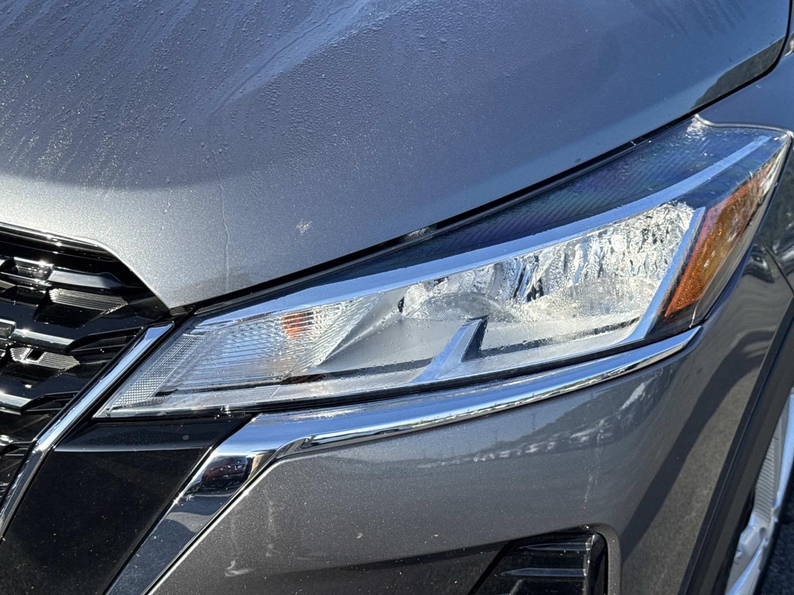 Used 2025 Nissan Kicks Play S FWD image 9