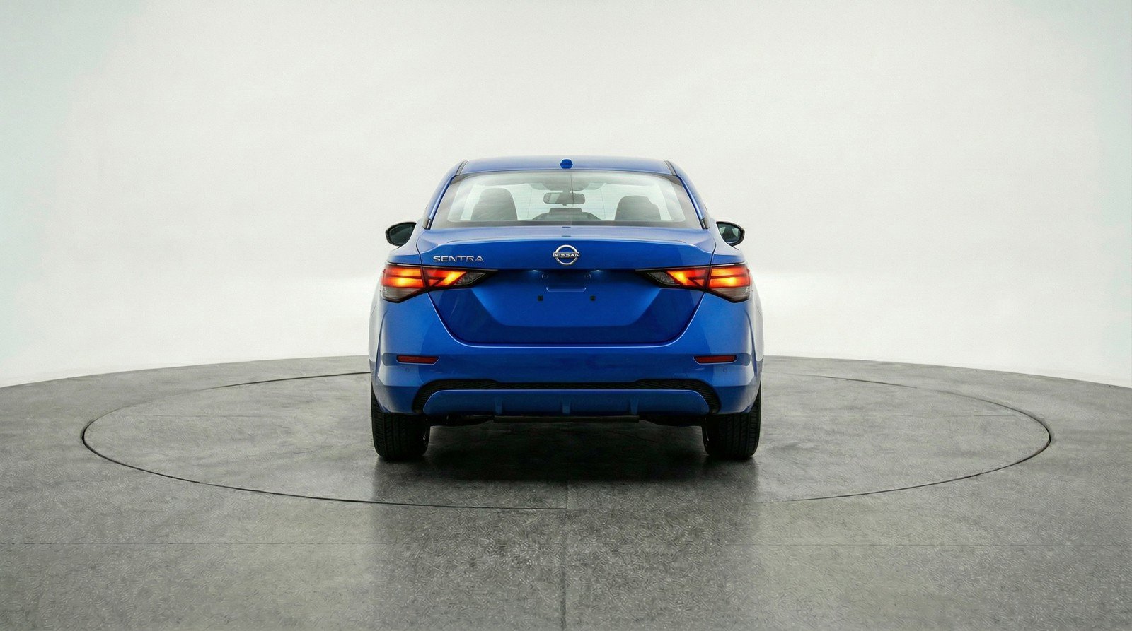 Used 2025 Nissan Sentra SV FWD image 7
