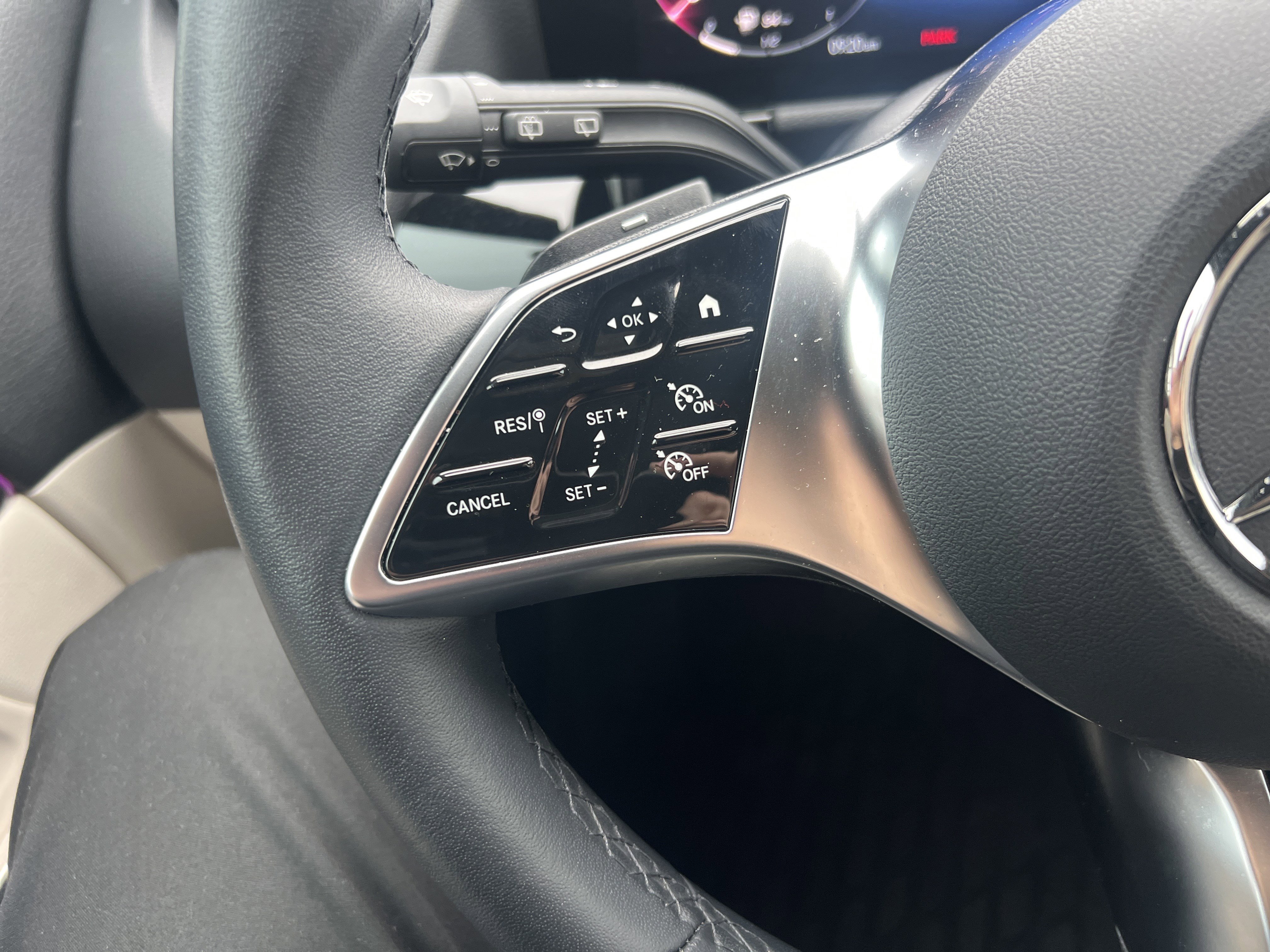 Used 2025 Mercedes-Benz GLA 250 4MATIC image 19