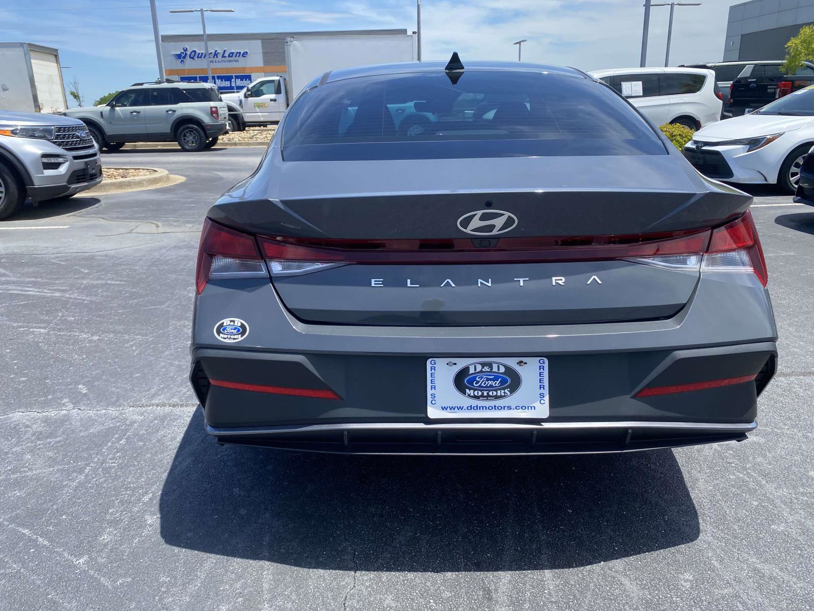 Used 2024 Hyundai Elantra SEL FWD image 6
