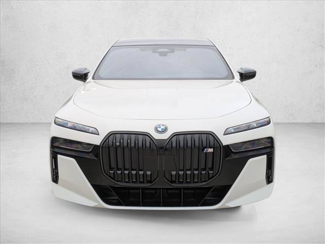 New 2026 BMW i7 M70 w/ Executive Package AWD/4WD image 6