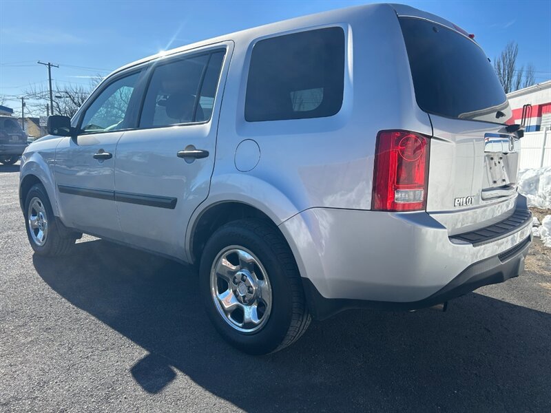 Used 2014 Honda Pilot LX image 5