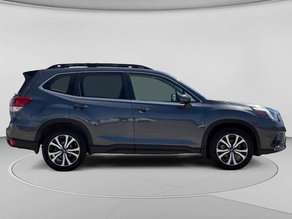 Used 2024 Subaru Forester Limited w/ Convenience Package AWD/4WD image 30