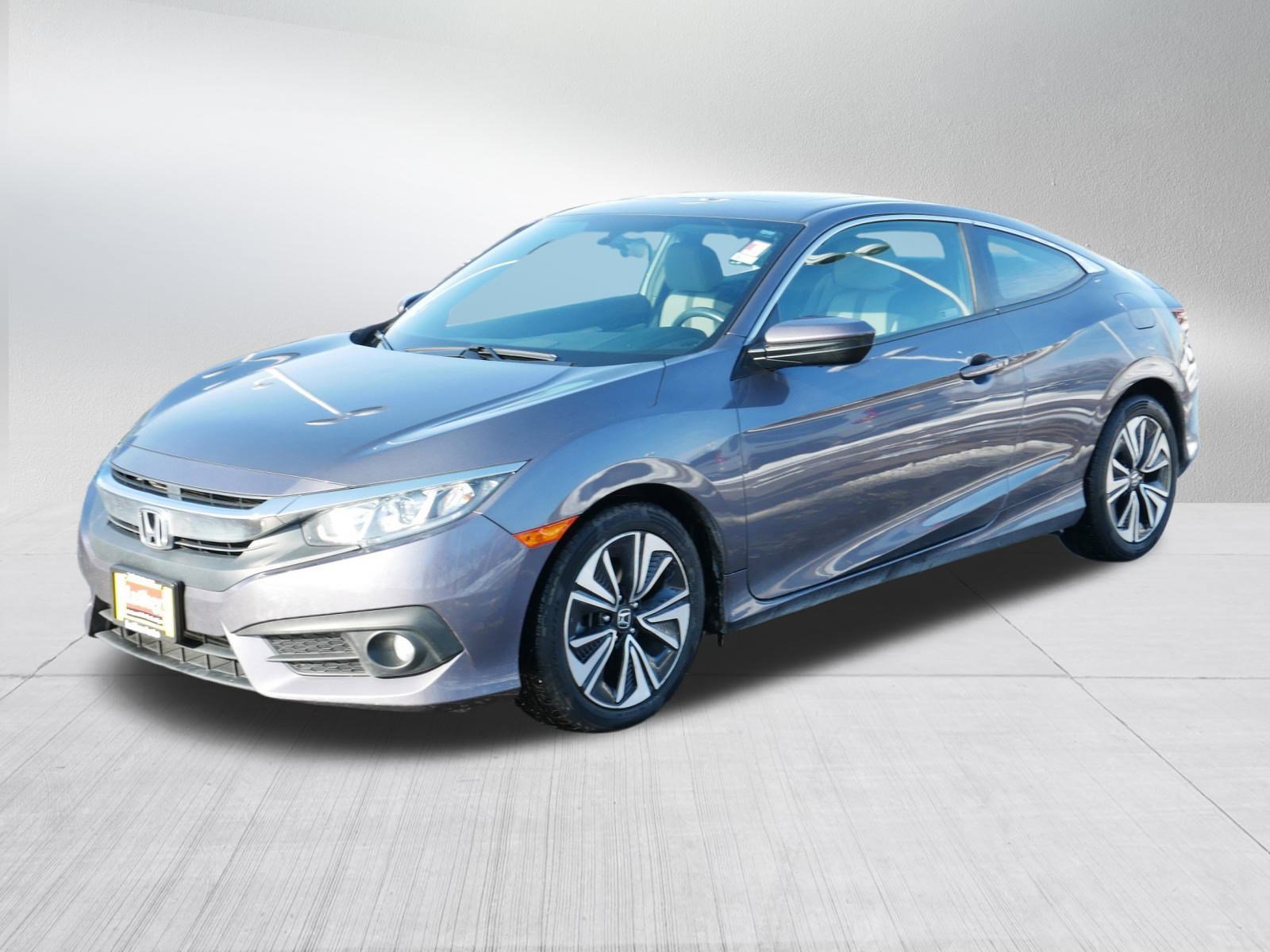 Certified 2018 Honda Civic EX-T image 3