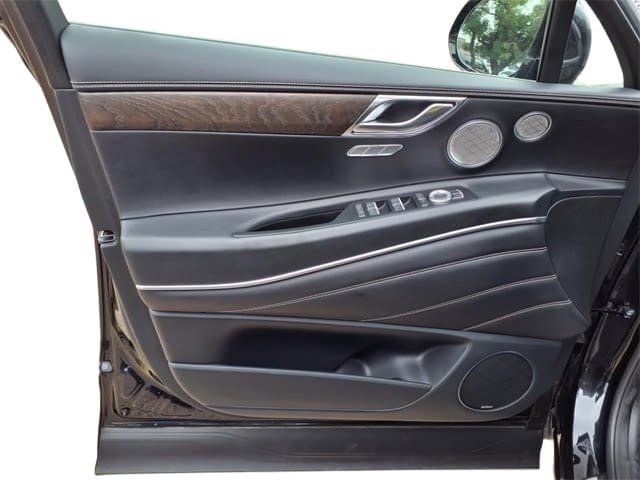 Used 2024 Genesis GV80 3.5T Prestige w/ Prestige Package image 9