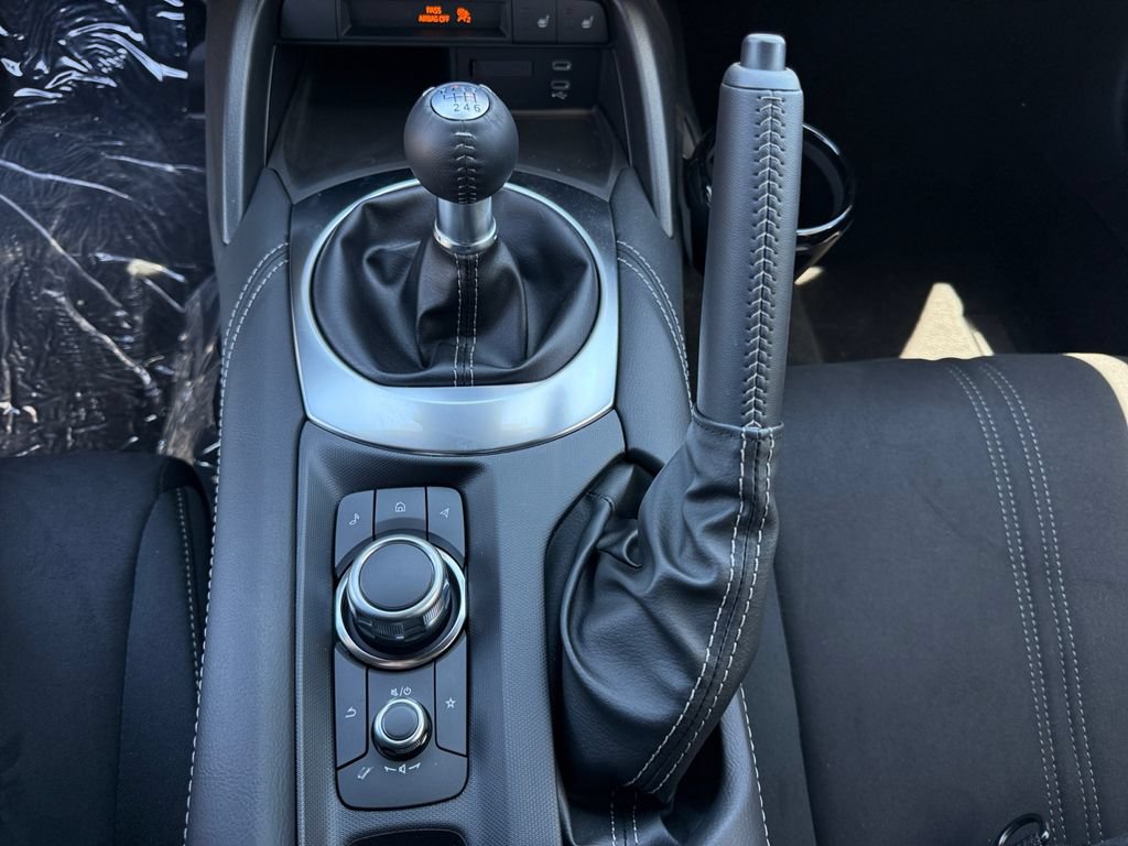 New 2026 MAZDA MX-5 Miata Club RWD image 19