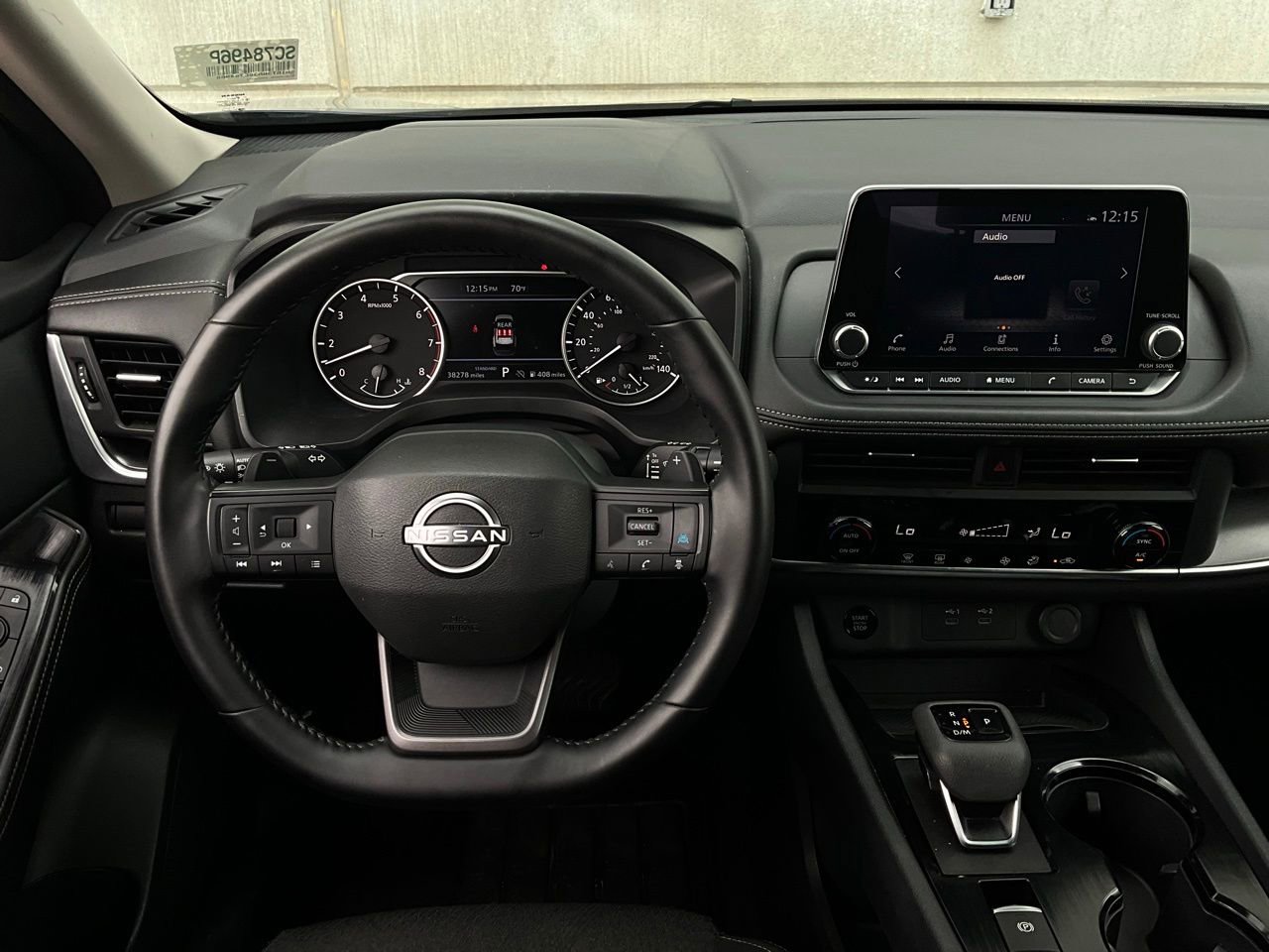 Used 2025 Nissan Rogue SV image 14