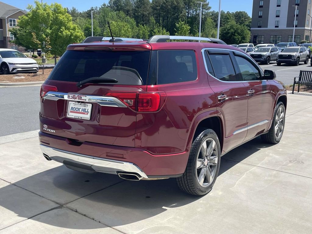 Used 2017 GMC Acadia Denali w/ Technology Package FWD image 6