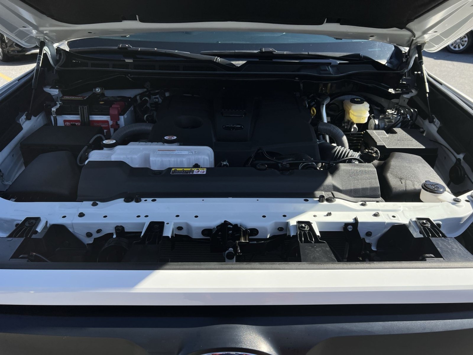 Used 2026 Toyota Tundra SR5 w/ SR5 Convenience Package AWD/4WD image 26