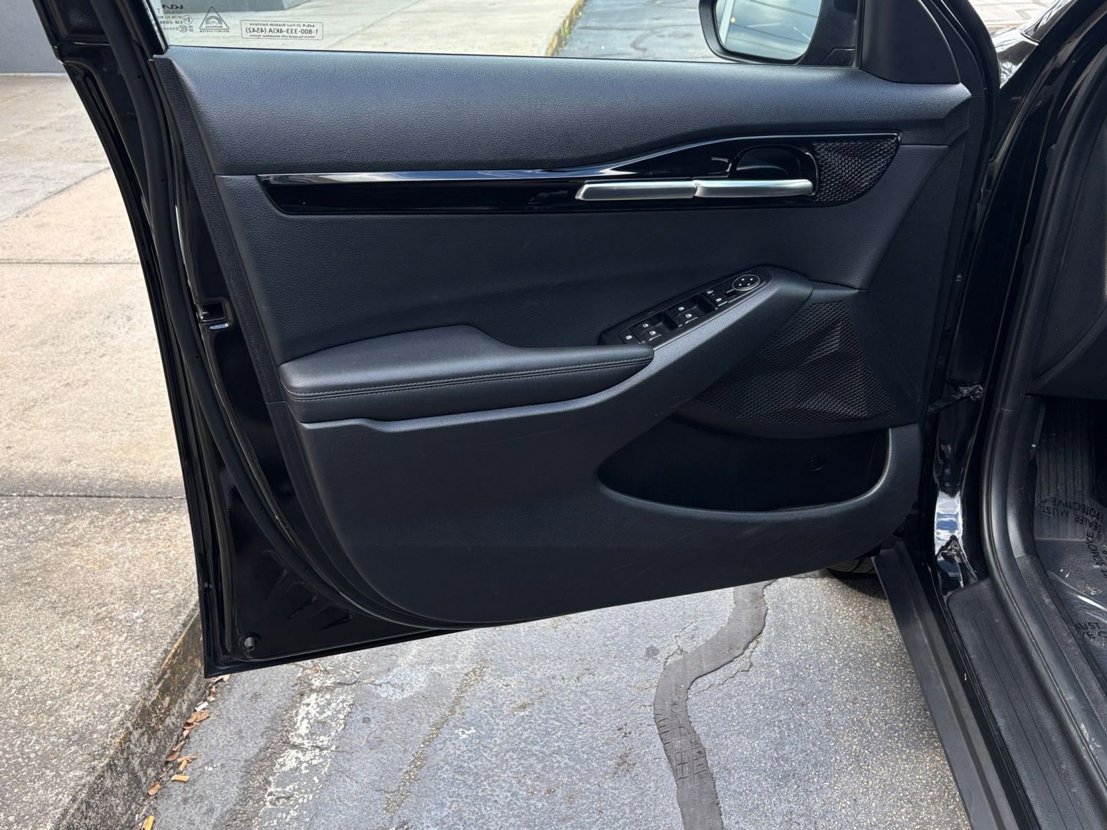 Used 2025 Kia Seltos S FWD image 21