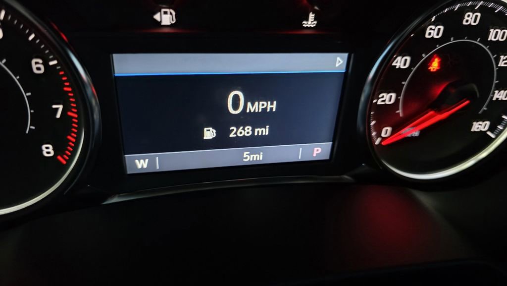New 2026 Chevrolet Blazer LT w/ Convenience Package FWD image 23