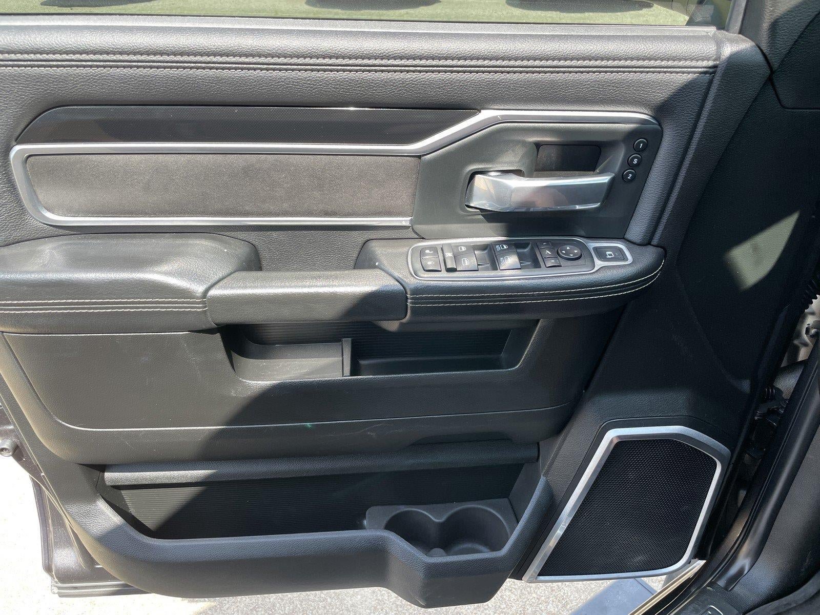 Used 2020 RAM 2500 Laramie w/ Night Edition AWD/4WD image 35