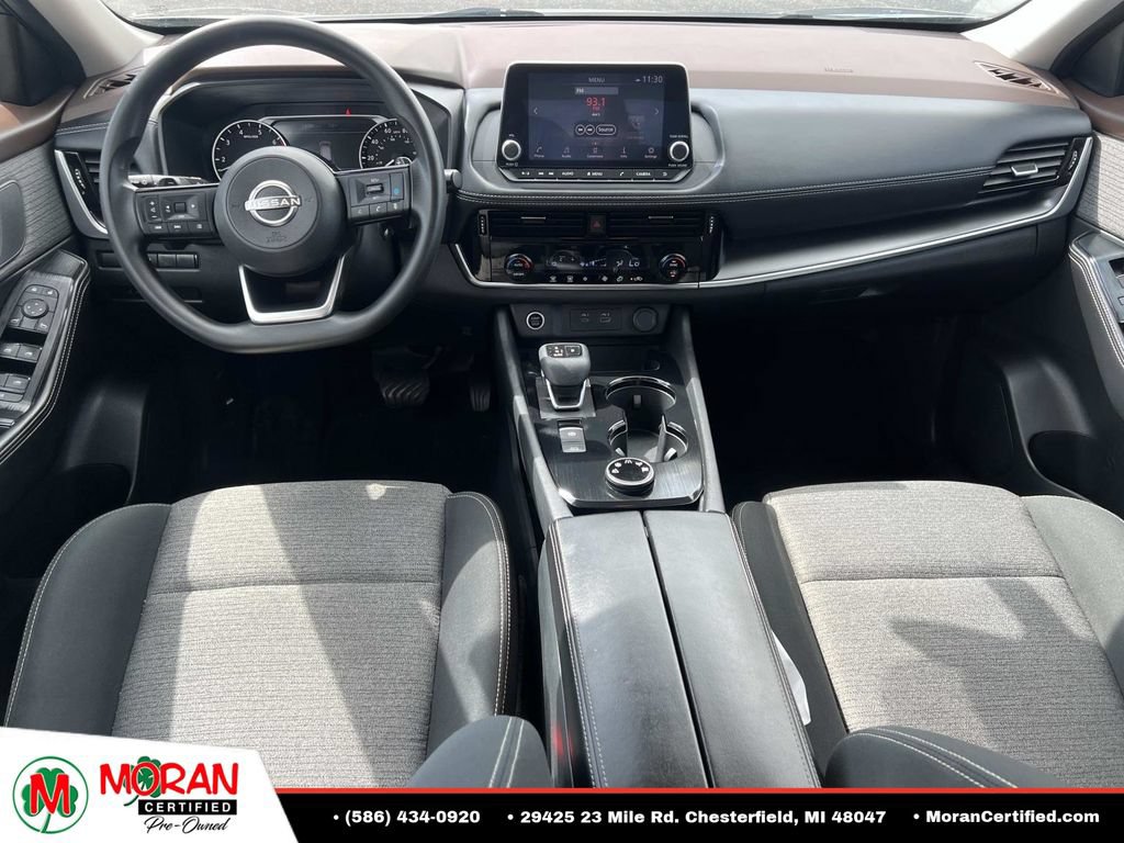 Used 2022 Nissan Rogue SV AWD/4WD image 14