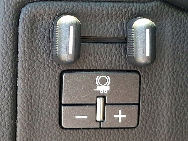 Used 2021 Chevrolet Colorado ZR2 w/ ZR2 Dusk Special Edition image 25