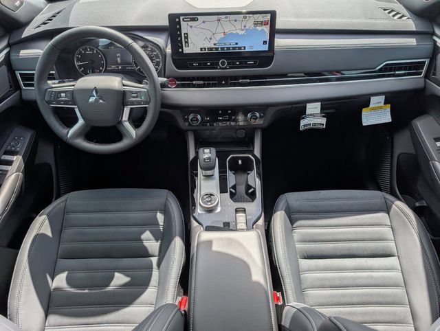 New 2026 Mitsubishi Outlander AWD image 26