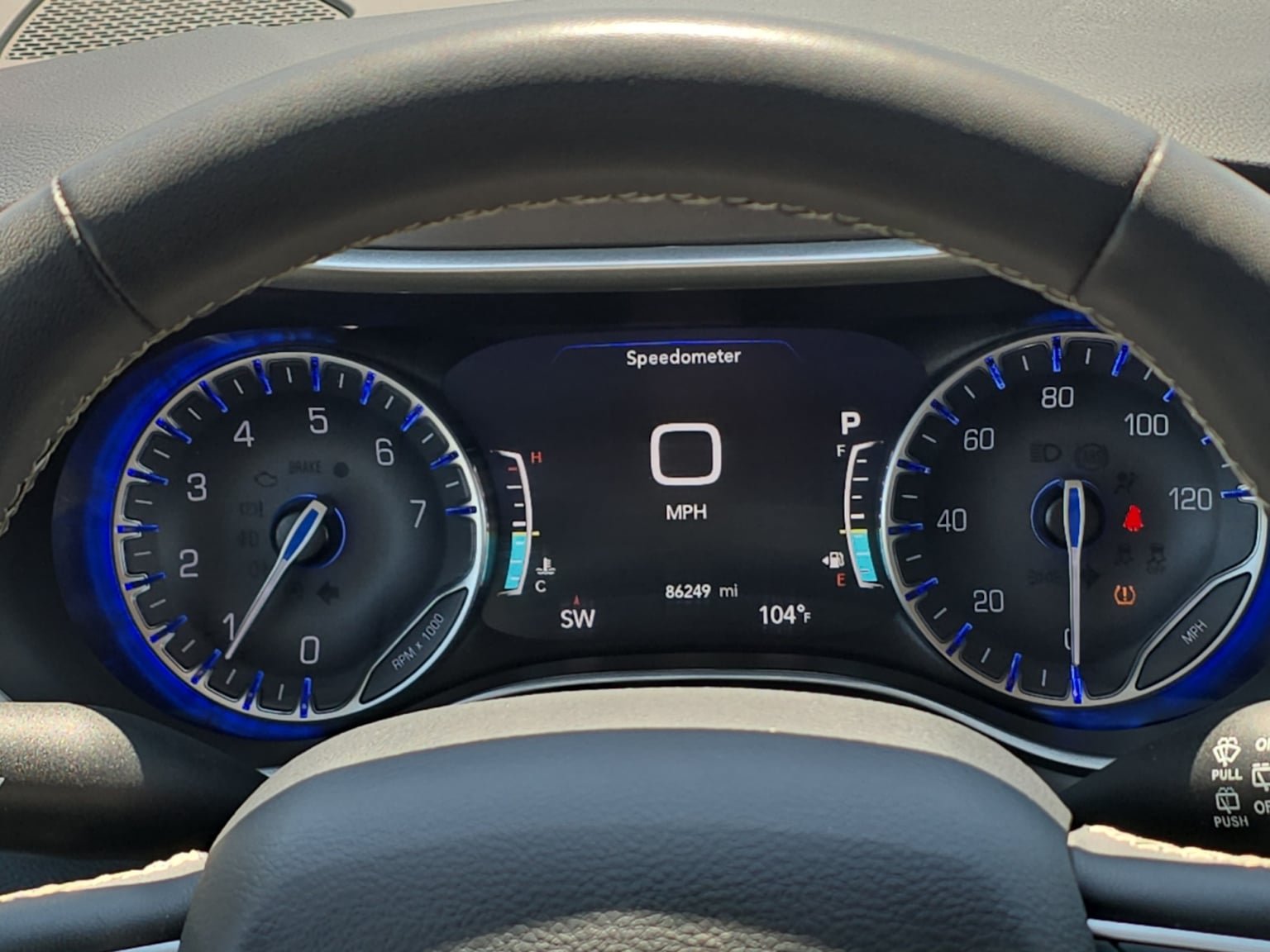 Used 2022 Chrysler Pacifica Touring-L FWD image 14