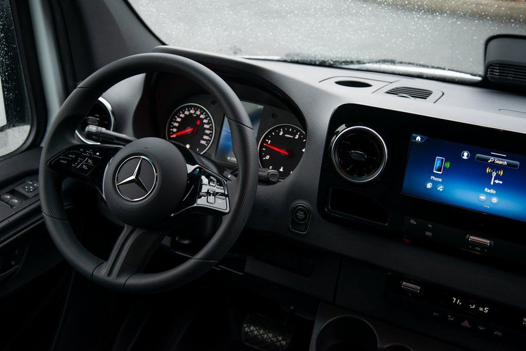 New 2026 Mercedes-Benz Sprinter 2500 image 17