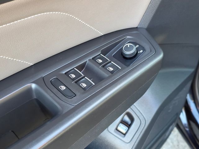 Used 2023 Volkswagen Atlas SE image 25