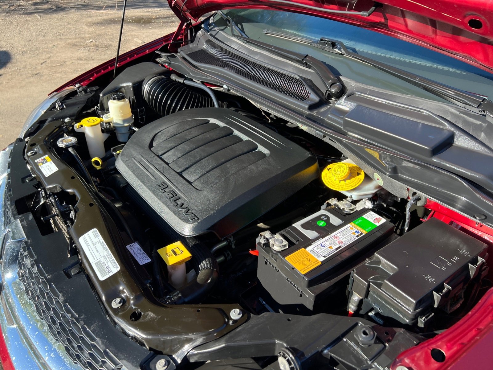 Used 2020 Dodge Grand Caravan SXT image 34