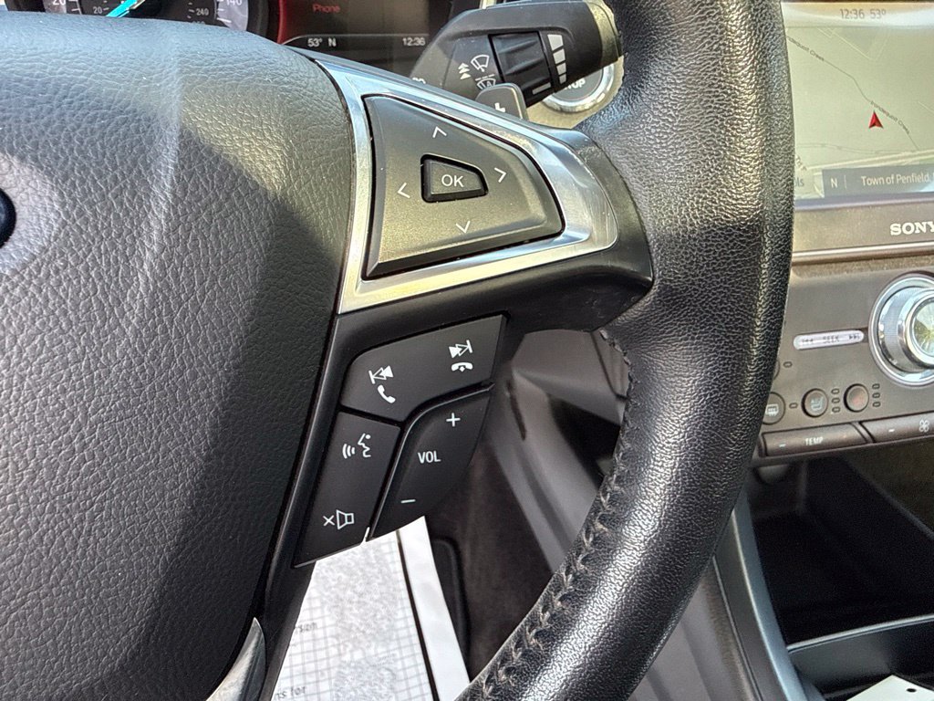 Used 2020 Ford Fusion Titanium AWD/4WD image 27
