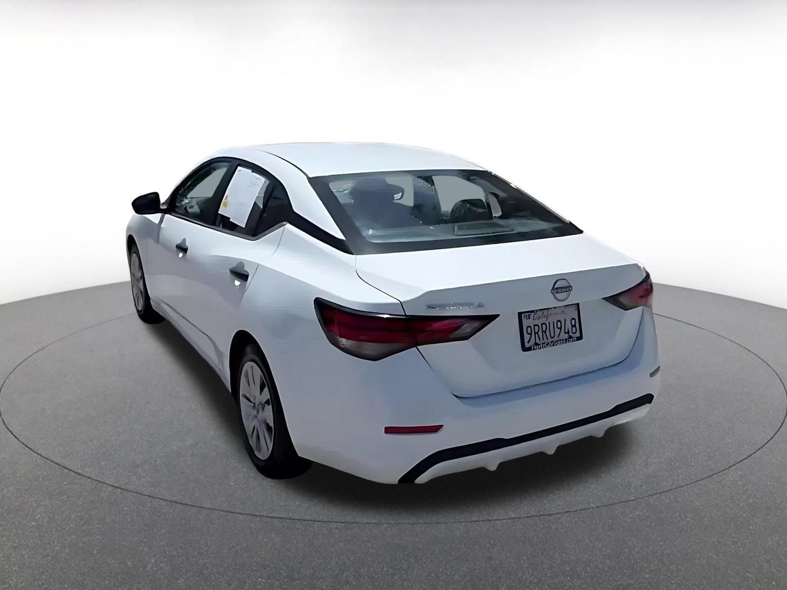 Used 2025 Nissan Sentra S FWD image 11