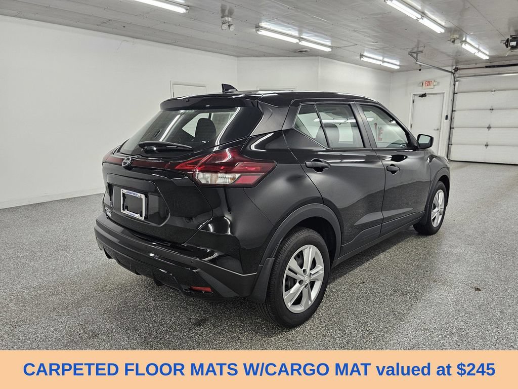 Used 2025 Nissan Kicks Play S FWD image 4
