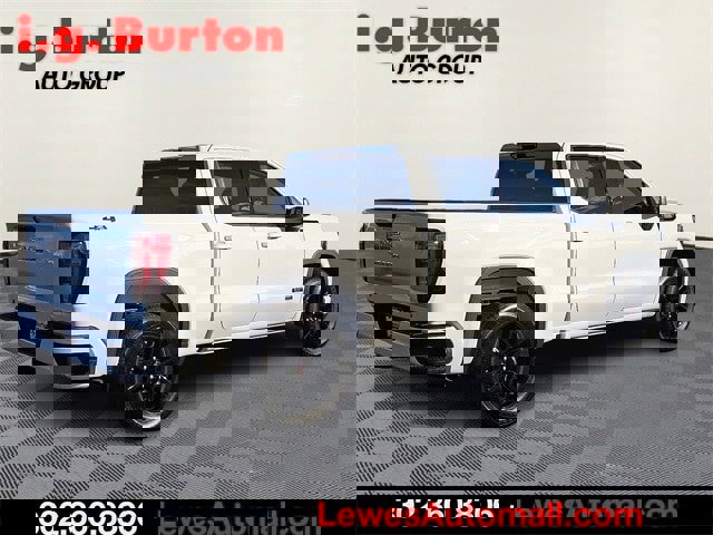 New 2026 GMC Sierra 1500 Elevation image 4